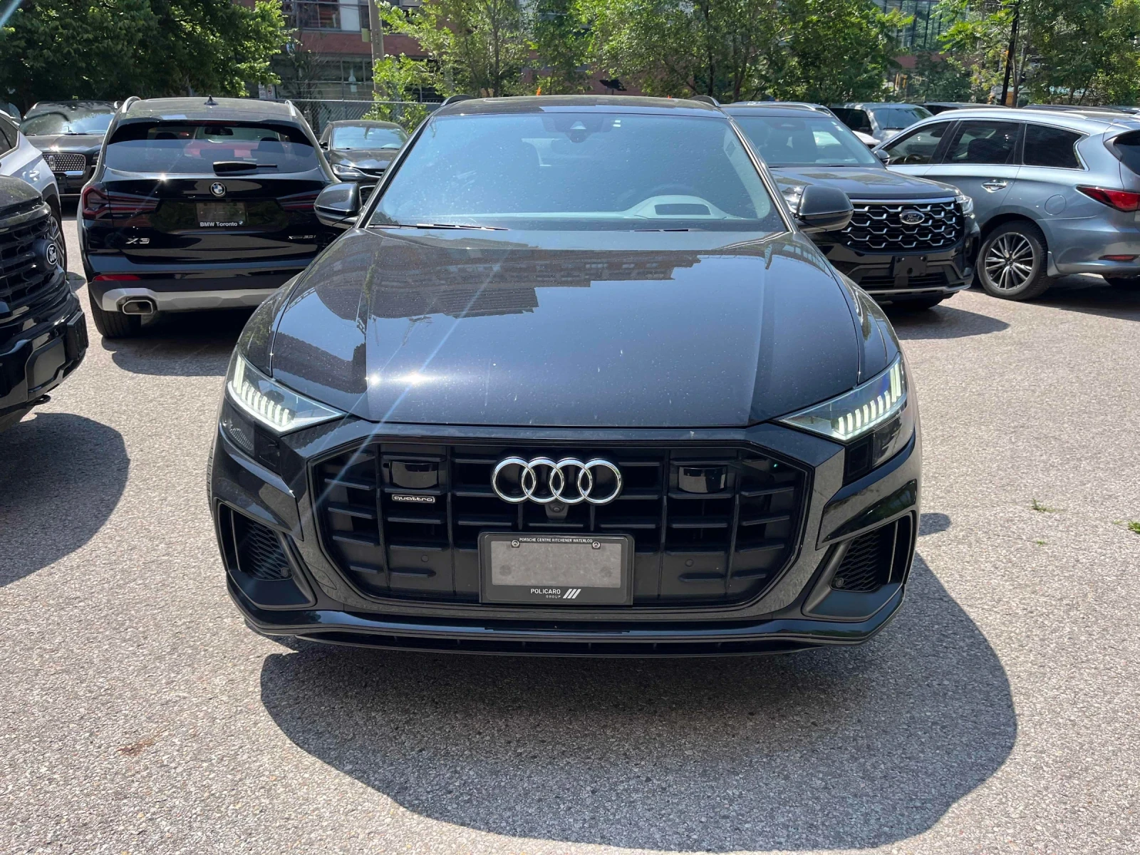 Audi Q8 TECHNIK * ДИСТРОНИК * ПОДГРЕВ * ОБДУХВАН * ПАНО