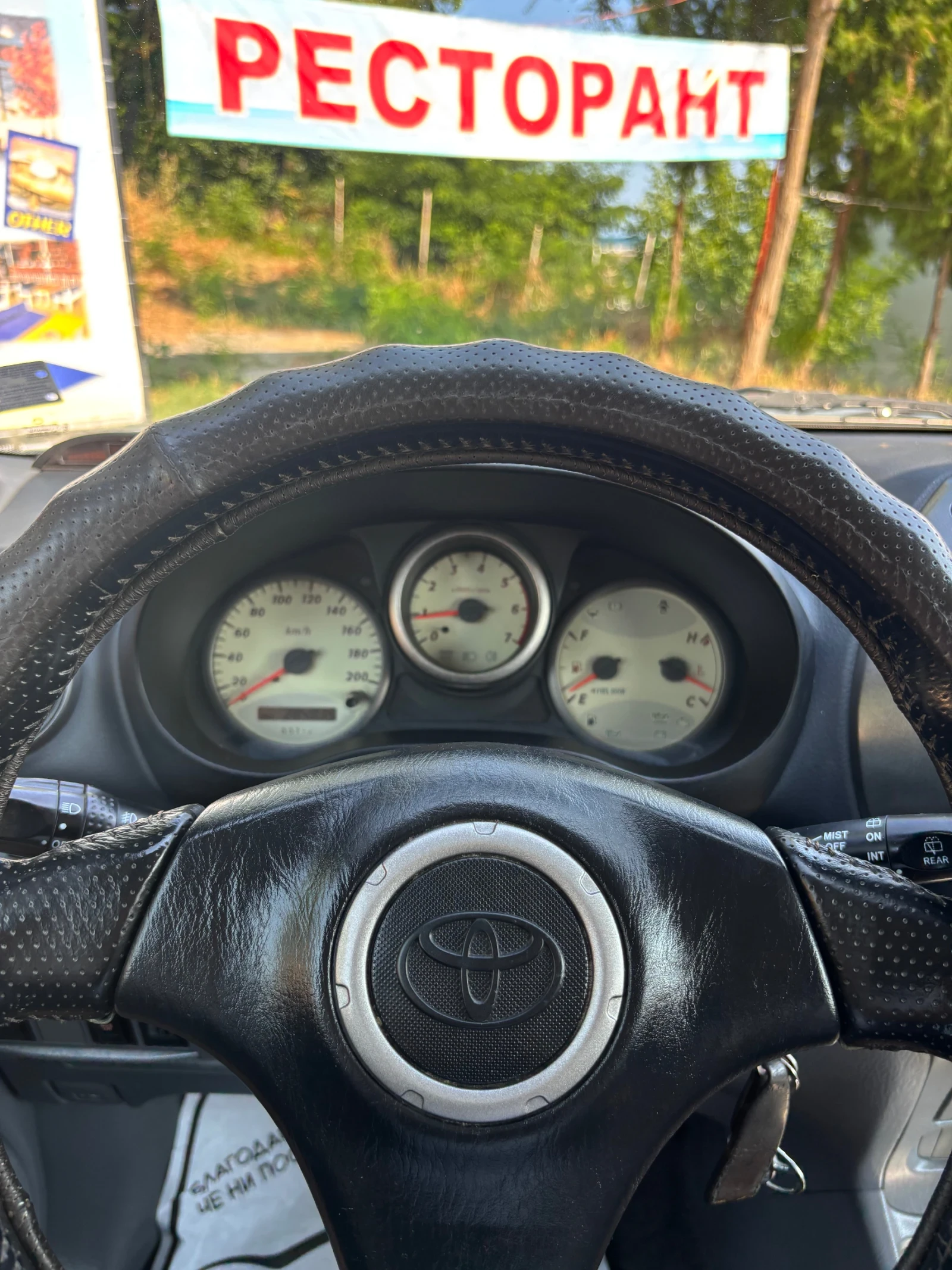 Toyota Rav4 D4D, снимка 7 - Автомобили и джипове - 55385415