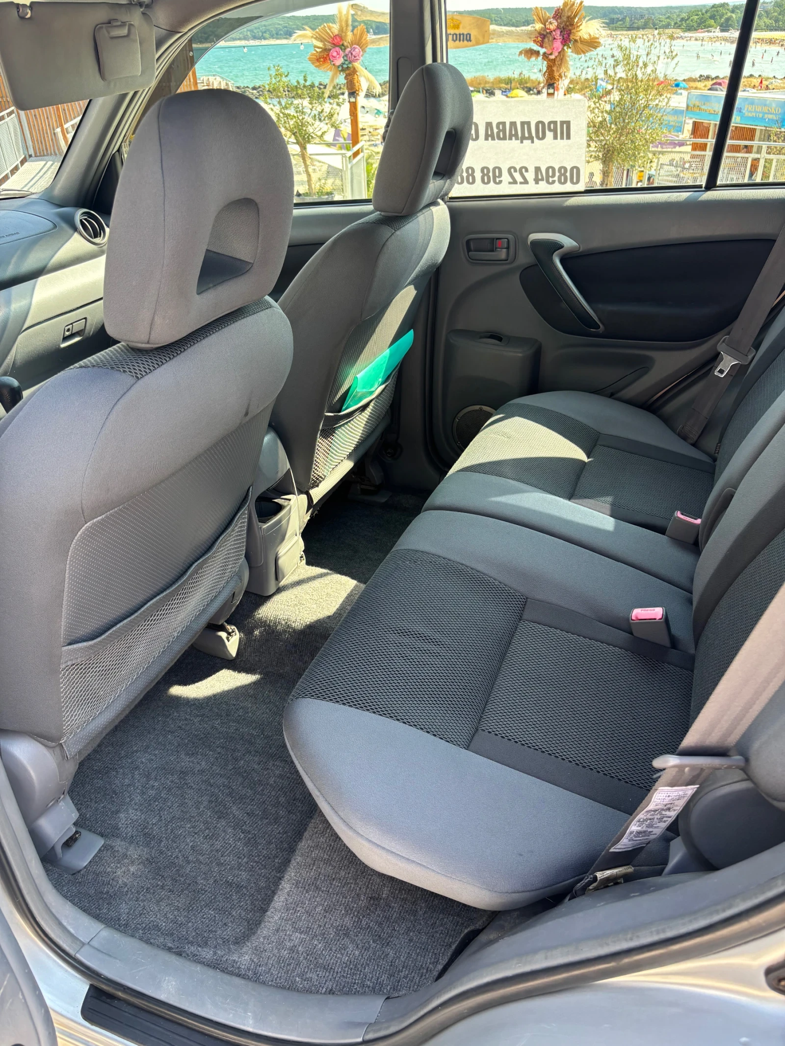 Toyota Rav4 D4D, снимка 10 - Автомобили и джипове - 55385415