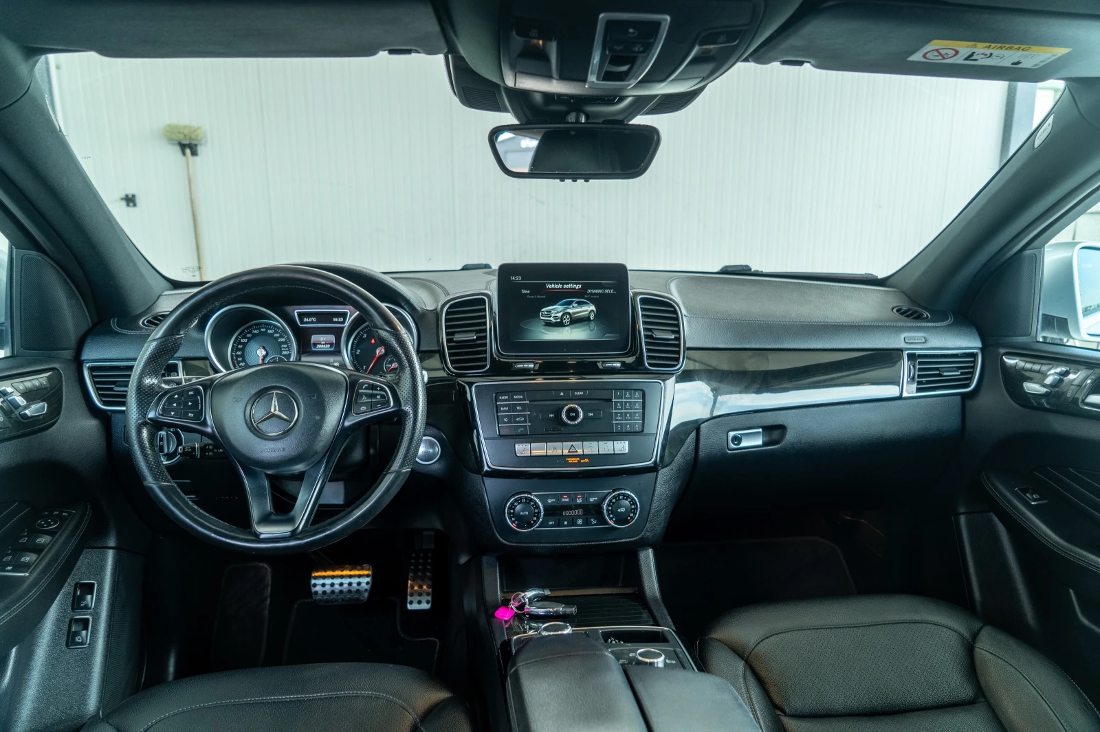 Mercedes-Benz GLE 350 D = COUPE = V6 = 7G PLUS = TOP = ЛИЗИНГ, снимка 11 - Автомобили и джипове - 55805545