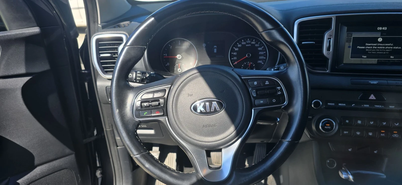 Kia Sportage 2.0crdi, снимка 9 - Автомобили и джипове - 55805657