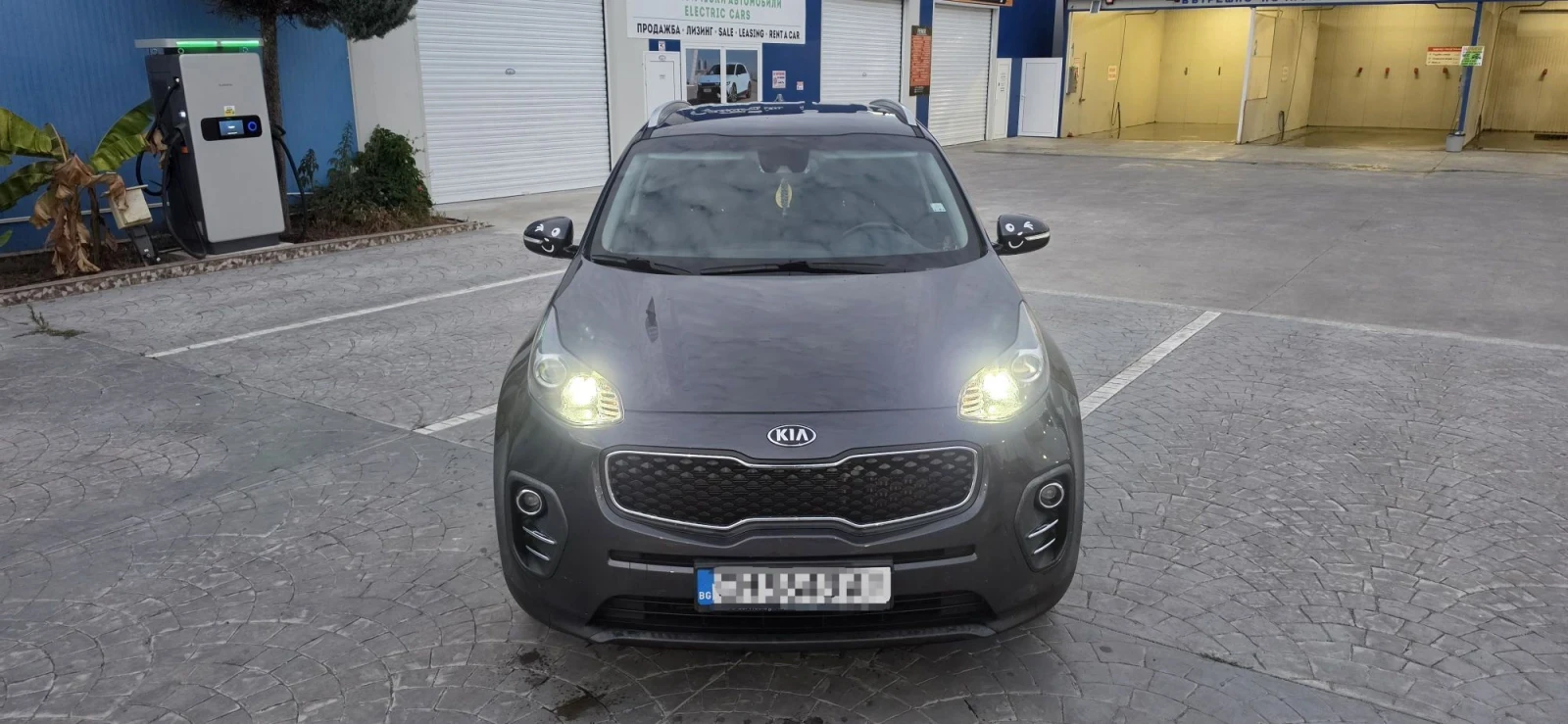 Kia Sportage 2.0crdi, снимка 3 - Автомобили и джипове - 55805657
