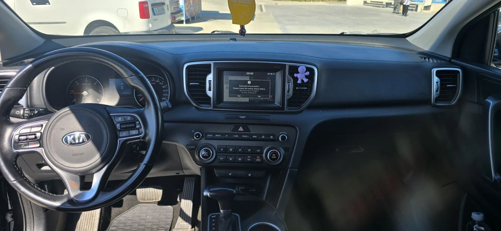 Kia Sportage 2.0crdi, снимка 11 - Автомобили и джипове - 55805657