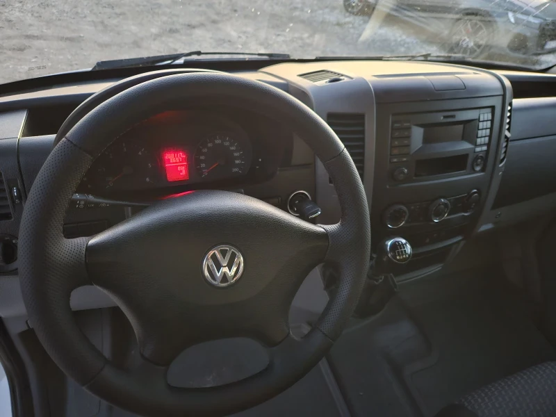 VW Crafter 2.0TDI, Щора, Клима, До 3.5 тона, снимка 10 - Бусове и автобуси - 48731860