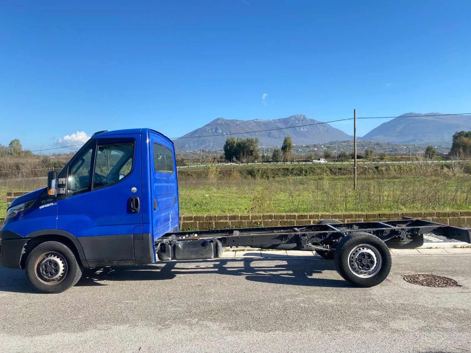 Iveco 35c18 27000km - изображение 3