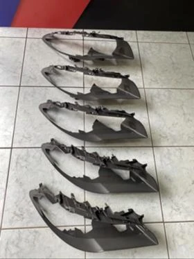 БМВ Ф10 Ф11 фейслифт основа фар лайсна фар, снимка 2