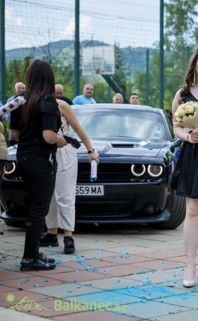 Dodge Challenger 6.4, снимка 8