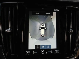 Volvo V90 Cross Country D5 Pro AWD, снимка 15