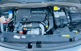 Peugeot 2008 1.6 Blue-HDi * Кожа* Камера* * * 169 000 км!* * * , снимка 17