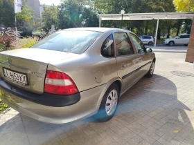 Opel Vectra Седан, снимка 5