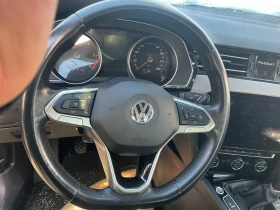 VW Passat, снимка 1 - Автомобили и джипове - 44912455