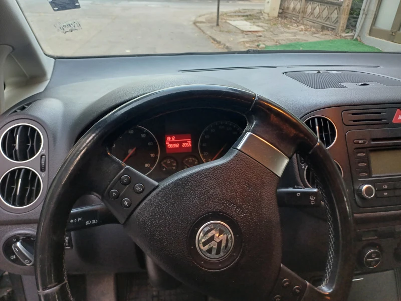 VW Golf Plus 1.4 БЕНЗИН ГАЗ 80 к.с., снимка 3 - Автомобили и джипове - 47281520