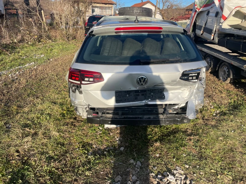 VW Passat, снимка 5 - Автомобили и джипове - 46323352