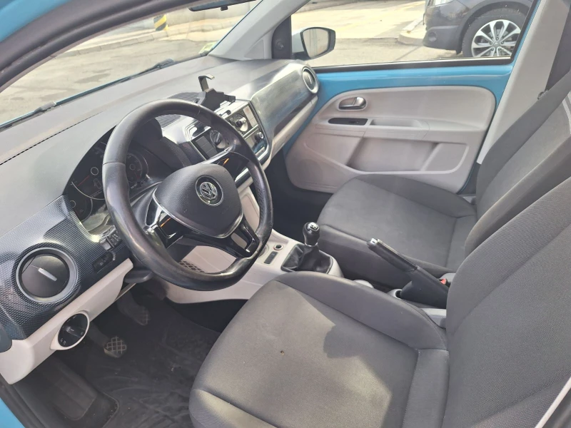 VW Up, снимка 9 - Автомобили и джипове - 47290291