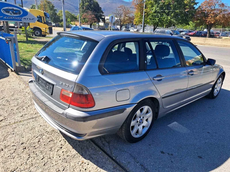 BMW 320, снимка 5 - Автомобили и джипове - 47377938