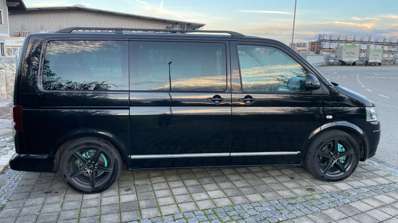 VW Multivan T5, снимка 3 - Автомобили и джипове - 47487517