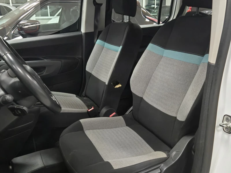 Citroen Berlingo 1.2 Puretech 110 / 6M / EU6, снимка 8 - Автомобили и джипове - 48633838