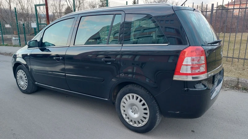 Opel Zafira 1.6I CL 7места, снимка 6 - Автомобили и джипове - 49488239