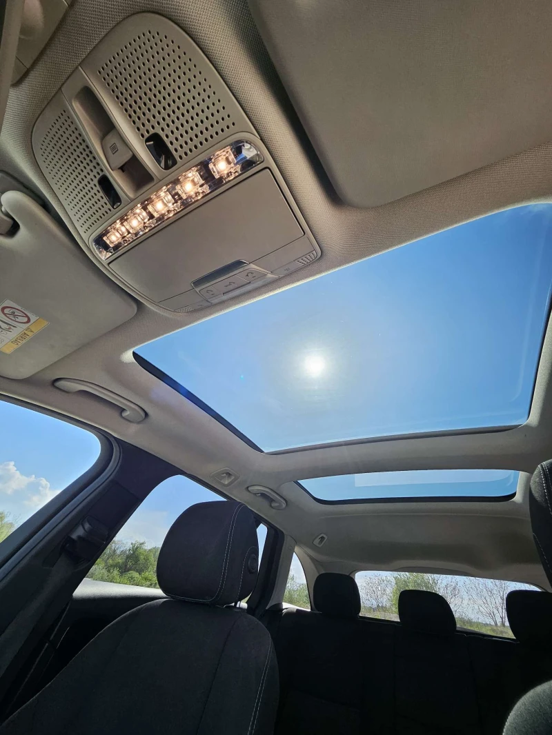 Mercedes-Benz C 220, снимка 6 - Автомобили и джипове - 52589686