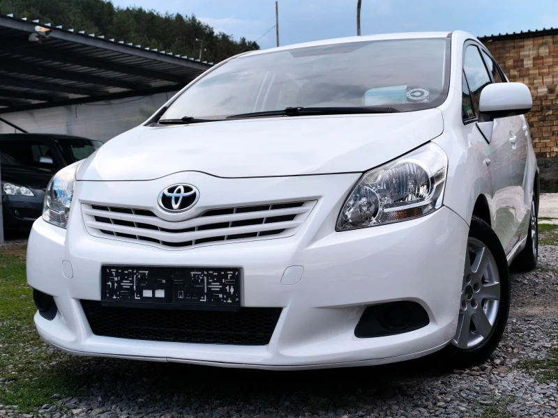Toyota Verso -2.0D4D-126кс-6 скорости-КЛИМАТИК-EURO-5 !!!, снимка 7 - Автомобили и джипове - 51277570