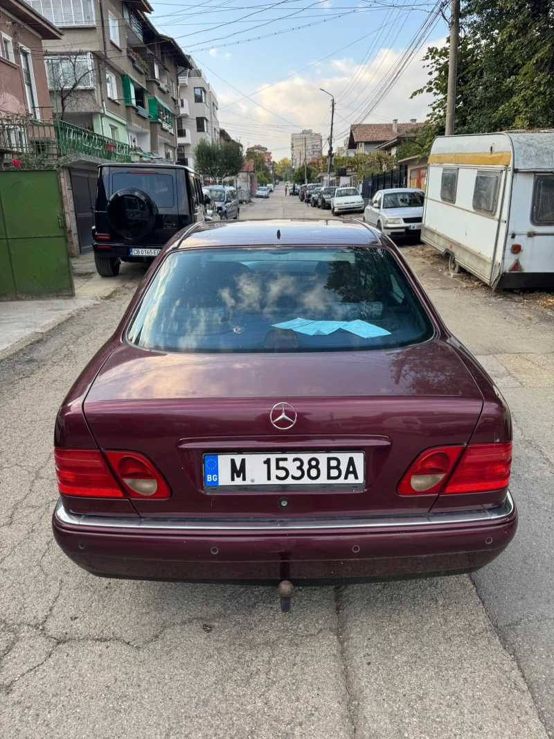 Mercedes-Benz E 290 TD, снимка 5 - Автомобили и джипове - 52373040