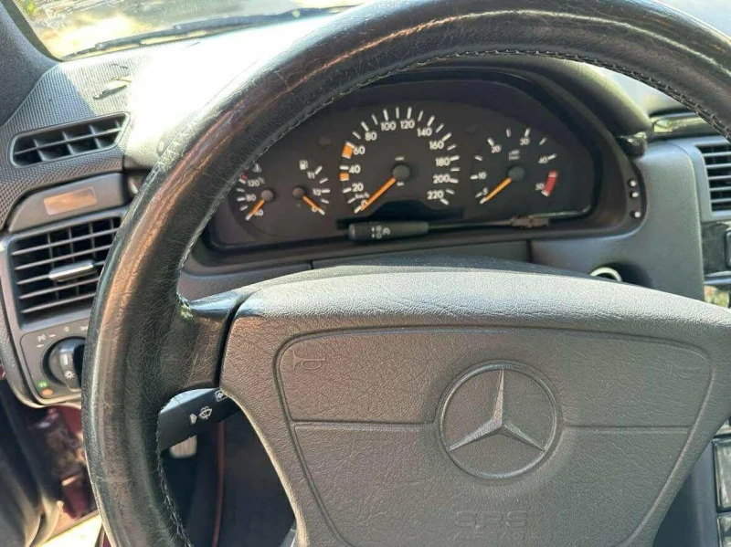 Mercedes-Benz E 290 TD, снимка 8 - Автомобили и джипове - 52373040