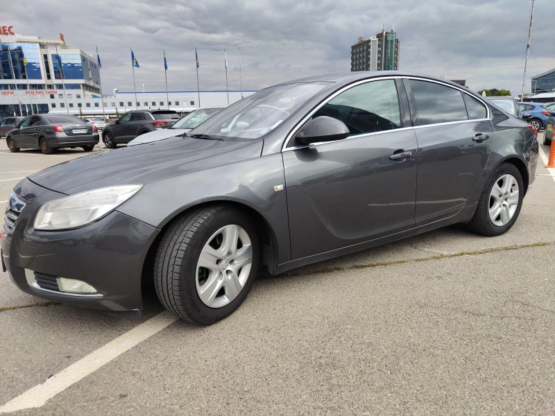 Opel Insignia 1.6 T, снимка 6 - Автомобили и джипове - 52052658