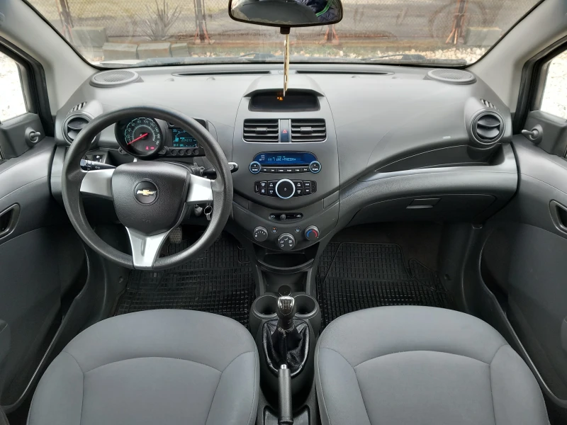 Chevrolet Spark 1.0i климатик , снимка 9 - Автомобили и джипове - 52428554