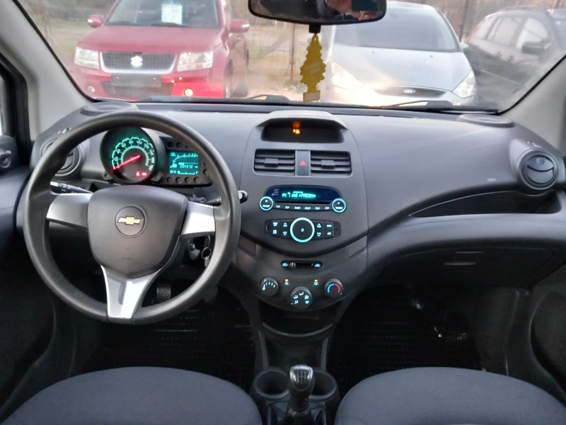 Chevrolet Spark 1.0i климатик , снимка 13 - Автомобили и джипове - 52428554