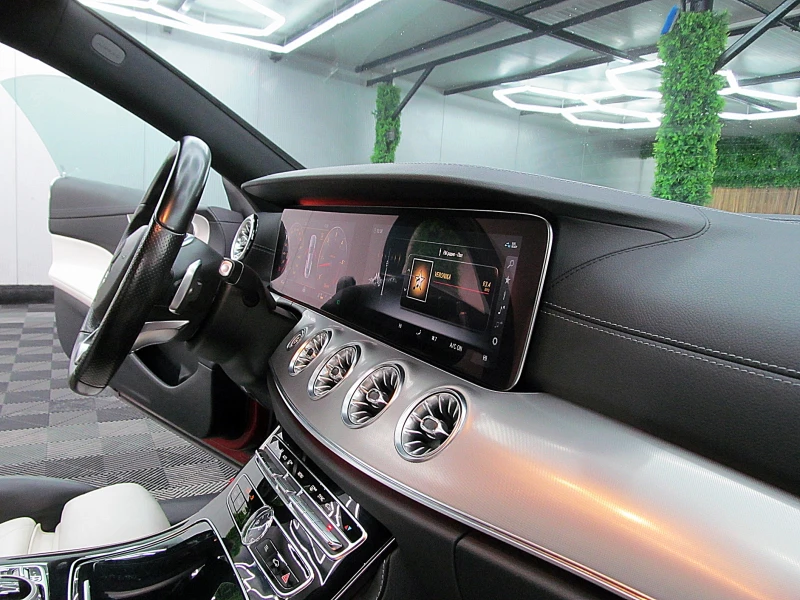 Mercedes-Benz E 350 AMG/4-matic/360-k/DIGITAL/KeylessGo/УНИКАТ!!ЛИЗИНГ, снимка 12 - Автомобили и джипове - 52455468