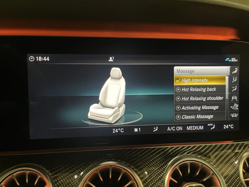 Mercedes-Benz AMG GT 63s 4matic+ / Ceramic / Designo / Manufakur / Full, снимка 14 - Автомобили и джипове - 52616354