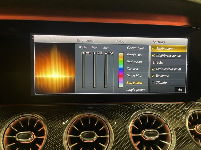 Mercedes-Benz AMG GT 63s 4matic+ / Ceramic / Designo / Manufakur / Full, снимка 15 - Автомобили и джипове - 52616354