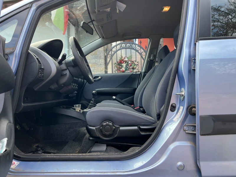 Honda Jazz Перфектно , снимка 8 - Автомобили и джипове - 52677403