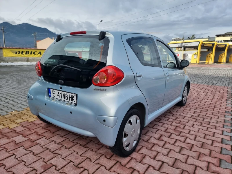 Toyota Aygo 1.0, снимка 3 - Автомобили и джипове - 53282543