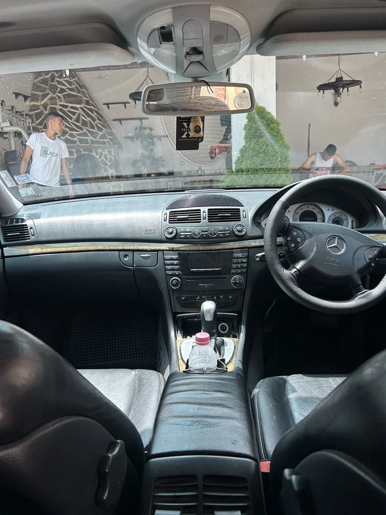 Mercedes-Benz E 320 Avangard - изображение 6