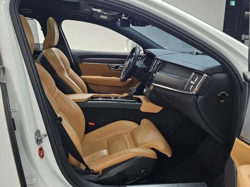 Volvo V90 Cross Country D5 Pro AWD, снимка 10 - Автомобили и джипове - 54252338