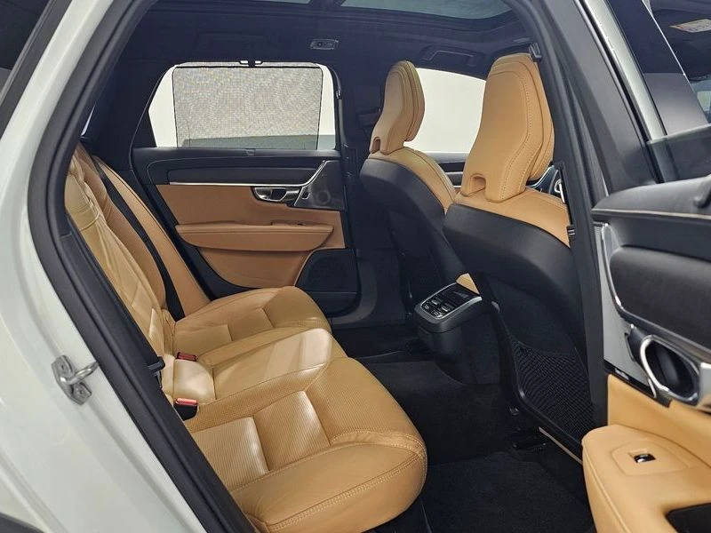 Volvo V90 Cross Country D5 Pro AWD, снимка 12 - Автомобили и джипове - 54252338