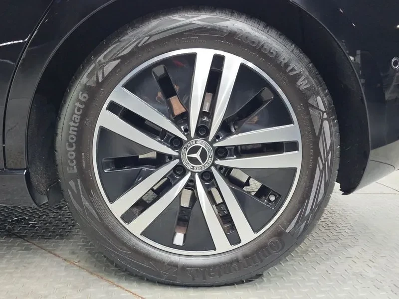 Mercedes-Benz A 220, снимка 5 - Автомобили и джипове - 56016703