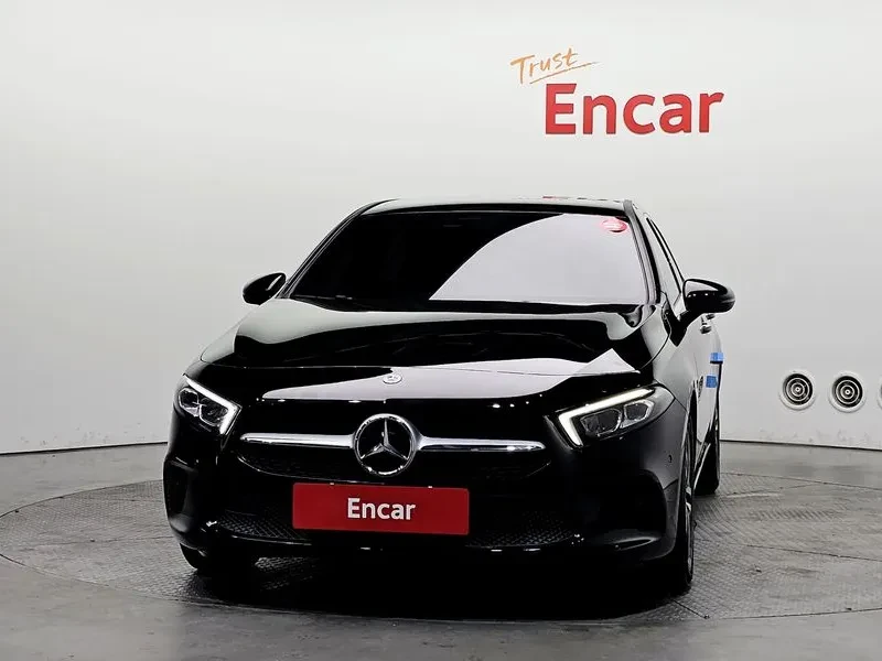 Mercedes-Benz A 220, снимка 3 - Автомобили и джипове - 56016703