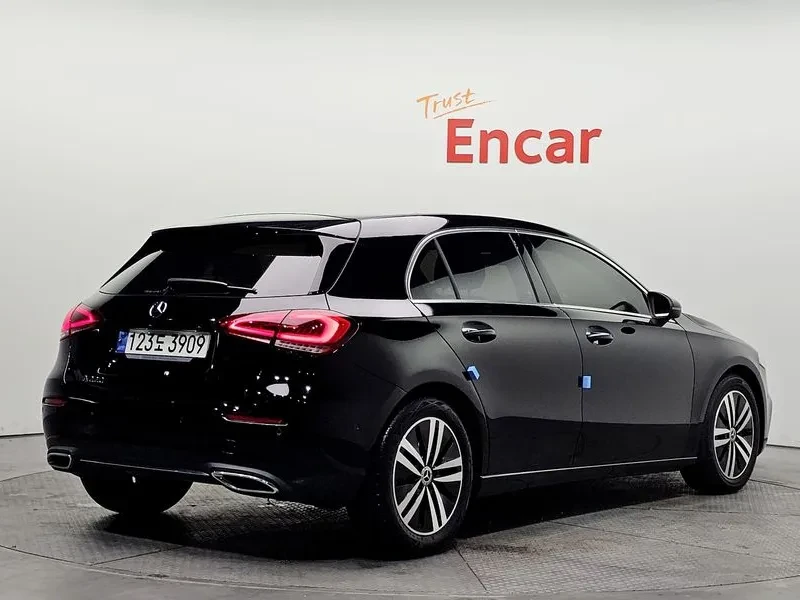 Mercedes-Benz A 220, снимка 2 - Автомобили и джипове - 56016703