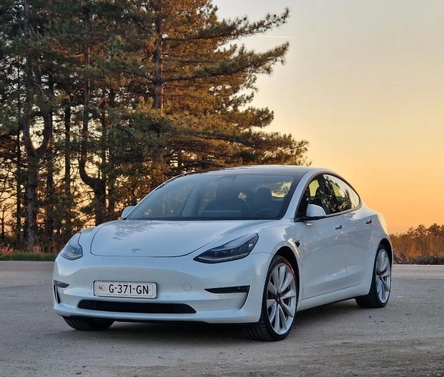 Tesla Model 3 Performance Европейска, снимка 1