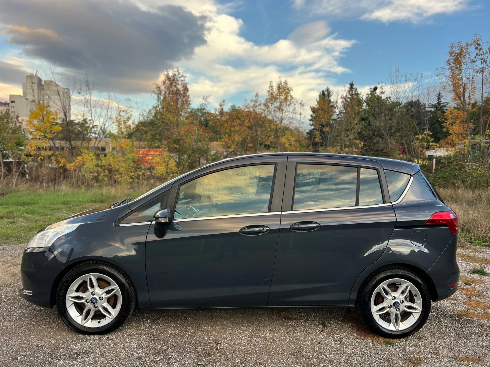 Ford B-Max 1.0 КЕЙЕС//ПАНОРАМА - изображение 6