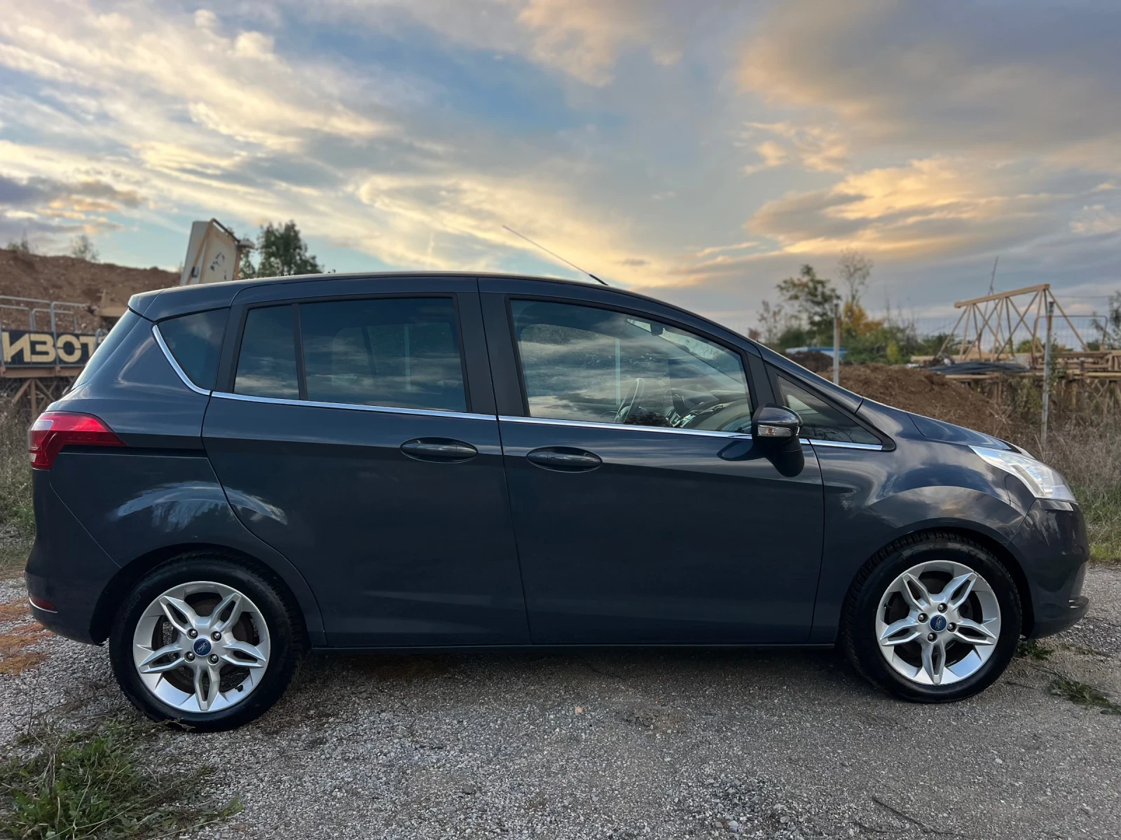 Ford B-Max 1.0 КЕЙЕС//ПАНОРАМА - изображение 7