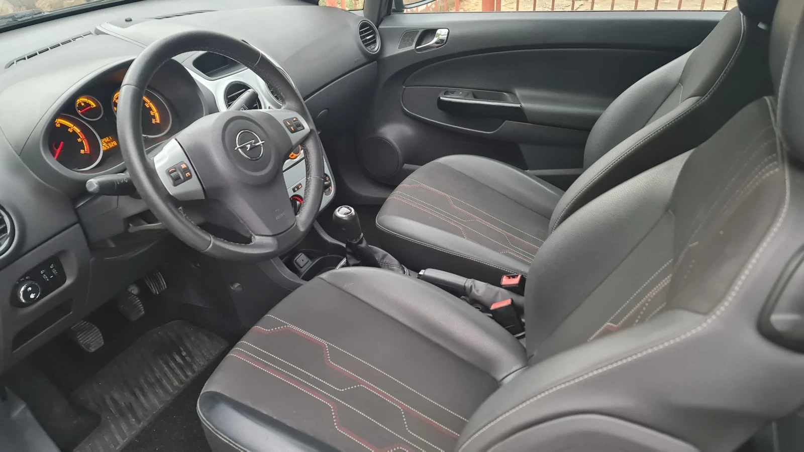 Opel Corsa 1.2 газ.инж. - изображение 8