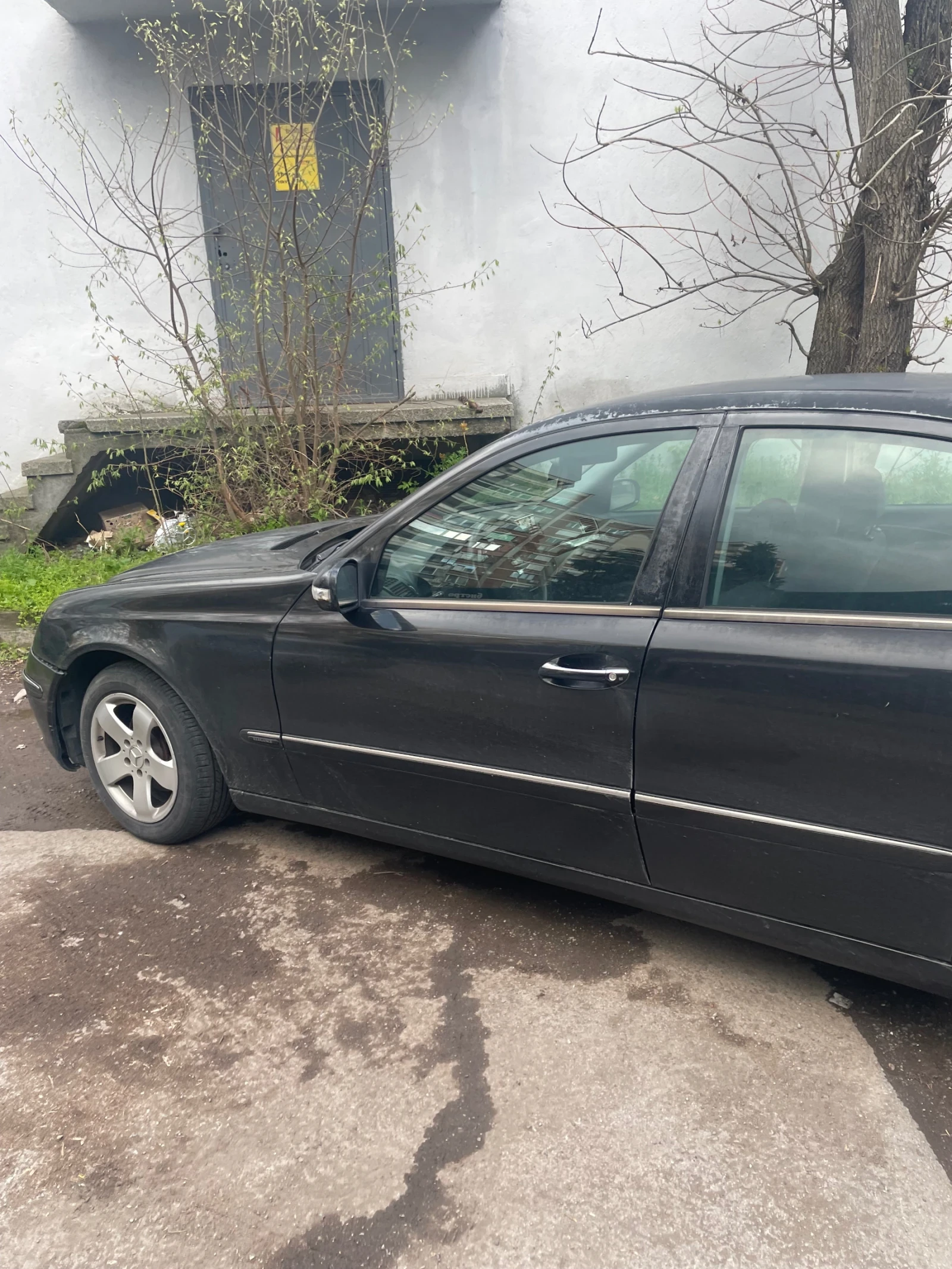 Mercedes-Benz E 220  - изображение 2