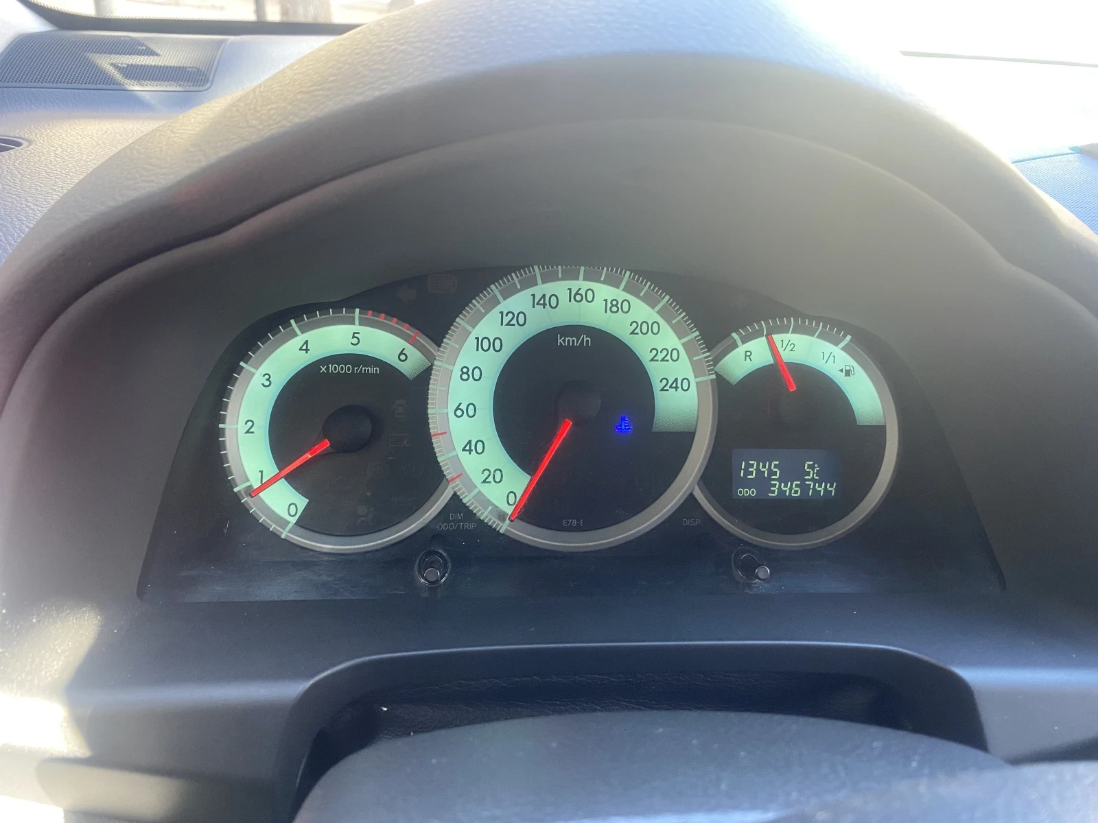 Toyota Corolla verso 2.2 D4D - изображение 5