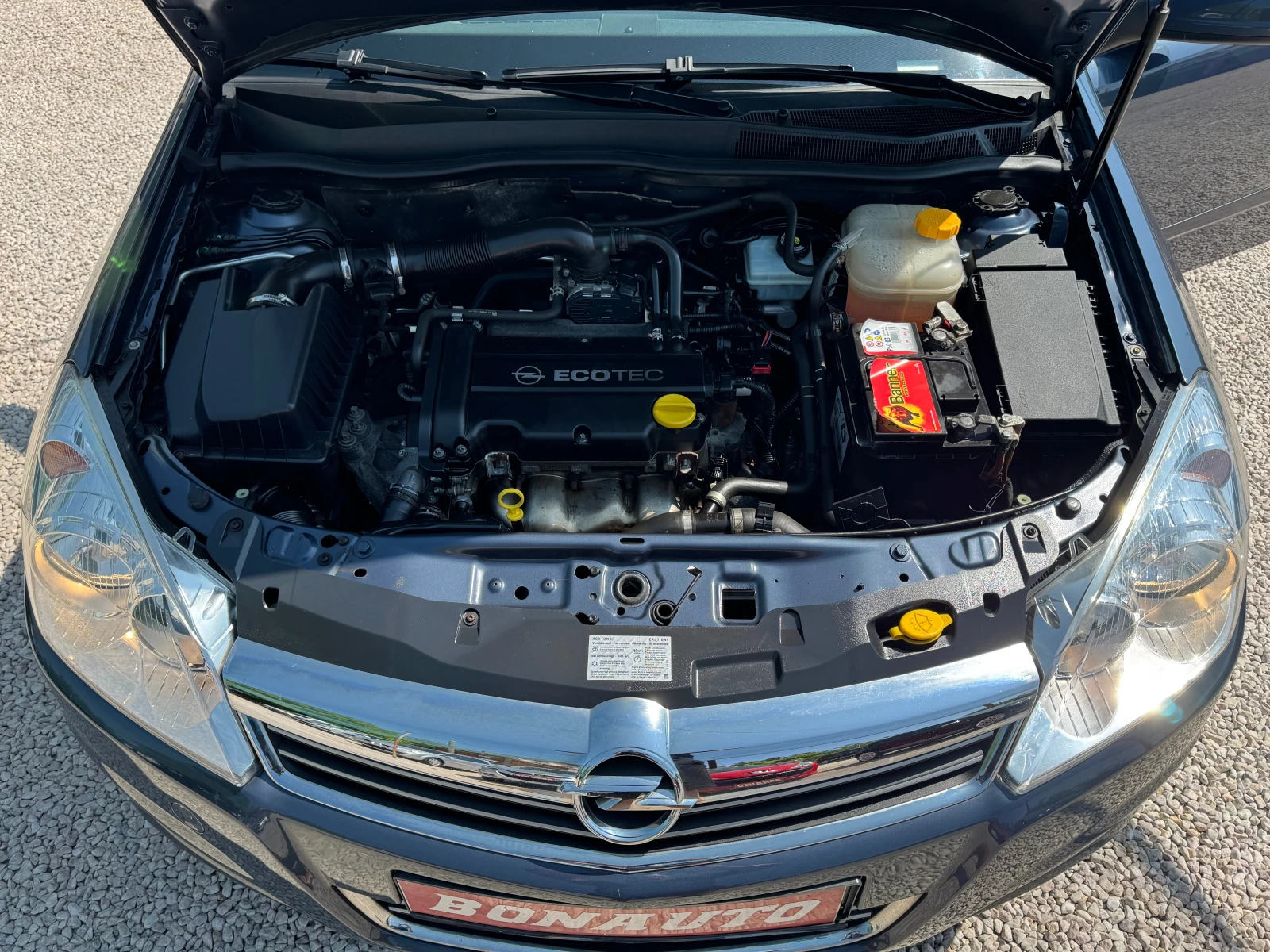 Opel Astra 1.4i-90кс - изображение 7