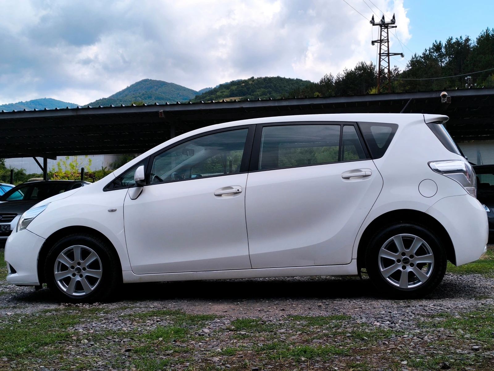 Toyota Verso -2.0D4D-126кс-6 скорости-КЛИМАТИК-EURO-5 !!! - изображение 6