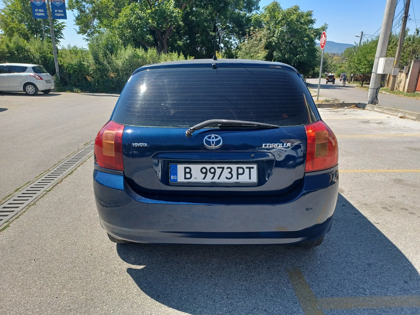 Toyota Corolla 1, 4  - изображение 4