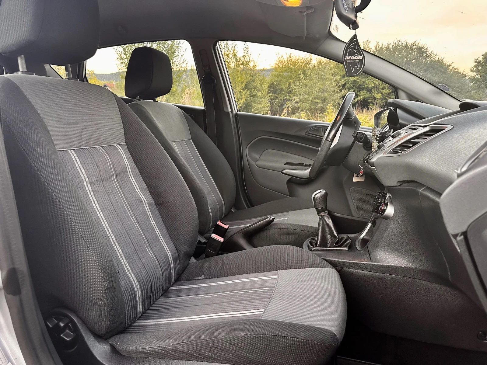 Ford Fiesta  - изображение 9
